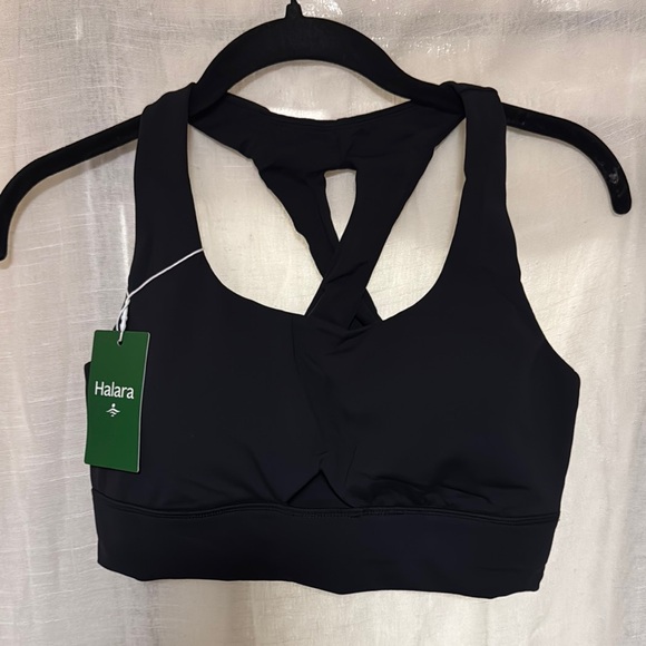 Halara Black Crop Top - Picture 4 of 5